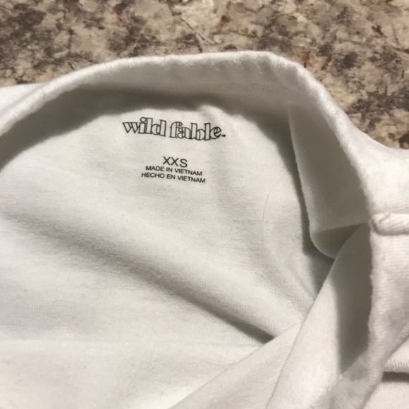 Crop top - Picture 2 of 2